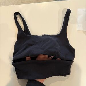 ALO Women's Black Ribbed Sport Bra S